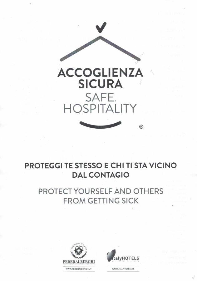 Hotel Vela Azzurra Rimini Exterior photo